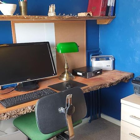 Colourful, Cosy City Home باث المظهر الخارجي الصورة